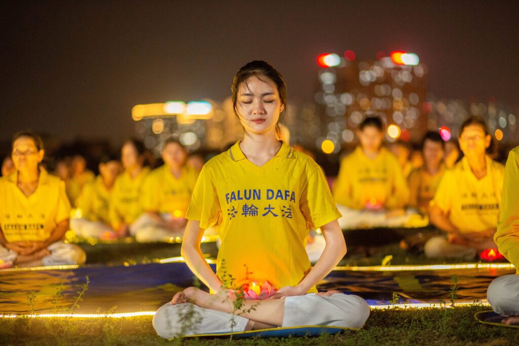 Although fiercely suppressed, the unwavering faith and strength of Falun Gong still stand strong today. The power of Truthfulness, Compassion, and Forbearance remains undiminished even in times of adversity.