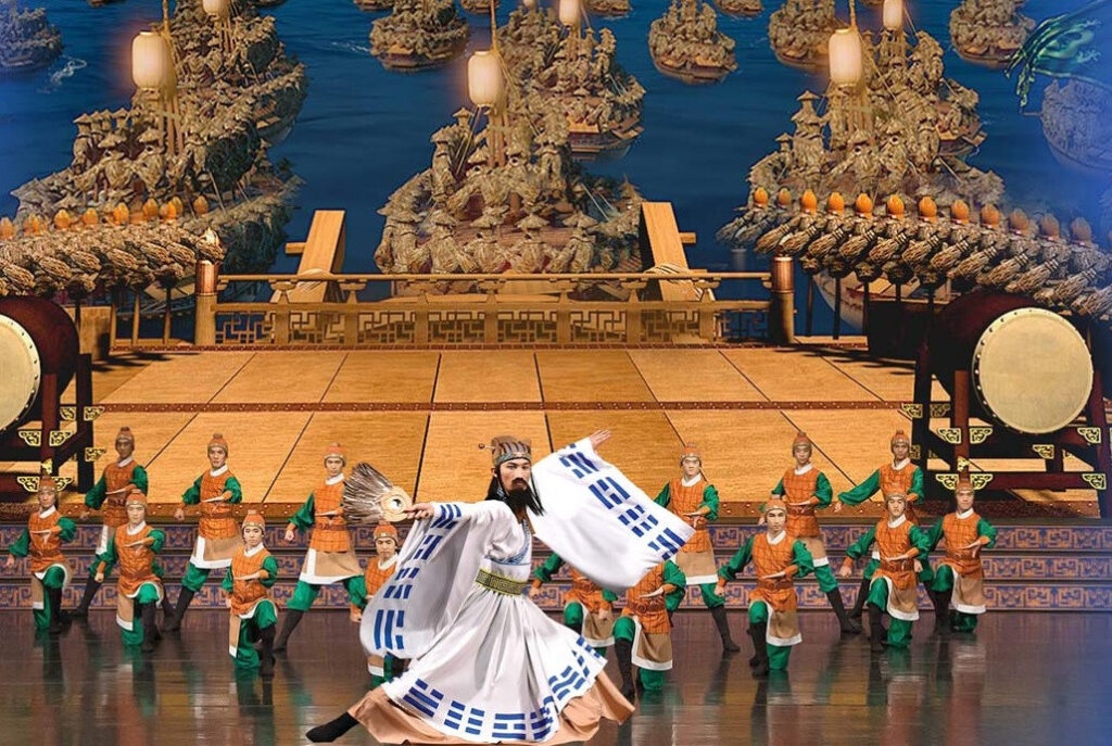 Their 2015 production showcased the piece, "Capturing Arrows with Boats of Straw," which highlighted the brilliant strategist Zhuge Liang. Admired for his intelligence and steadfast moral compass, Zhuge Liang is a character who embodies wisdom, ingenuity, and bravery, while exuding humility and a strong sense of duty (Photo: Shenyunperformingarts.org).